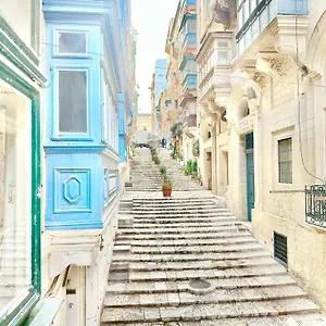  Apartment 3-bedroom Townhouse Malta